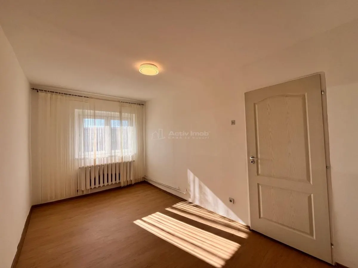 Lugoj, Cosy 2-Bedroom Apartment, Ready to Move In, 62 sqm, Riverside Location - foto 11