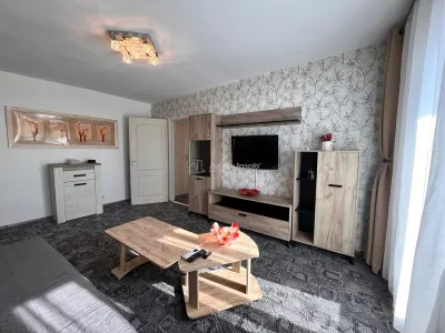 Lugoj, Cosy 2-Bedroom Apartment, Ready to Move In, 62 sqm, Riverside Location - foto 3