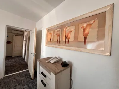 Lugoj, Cosy 2-Bedroom Apartment, Ready to Move In, 62 sqm, Riverside Location - foto 7