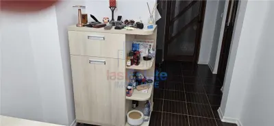 Apartament 3 camere decomandat zona Podu Ros - Centrala proprie - foto 3
