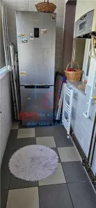 Apartament 3 camere decomandat zona Podu Ros - Centrala proprie - foto 5