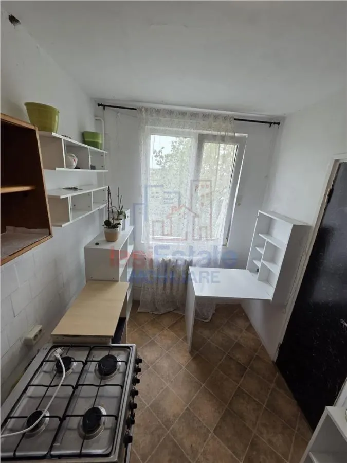 Apartamento de Tres Habitaciones Metalurgie - Gradinari - foto 4