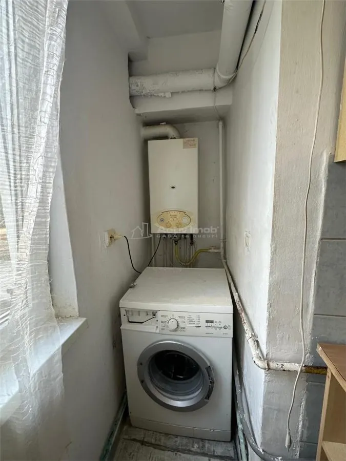 Apartment with 2 bedrooms for sale 40 sqm in Resita, Moroasa 2 area - foto 10