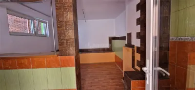 House / villa for sale 90 sqm in Resita, Muncitoresc area - foto 21