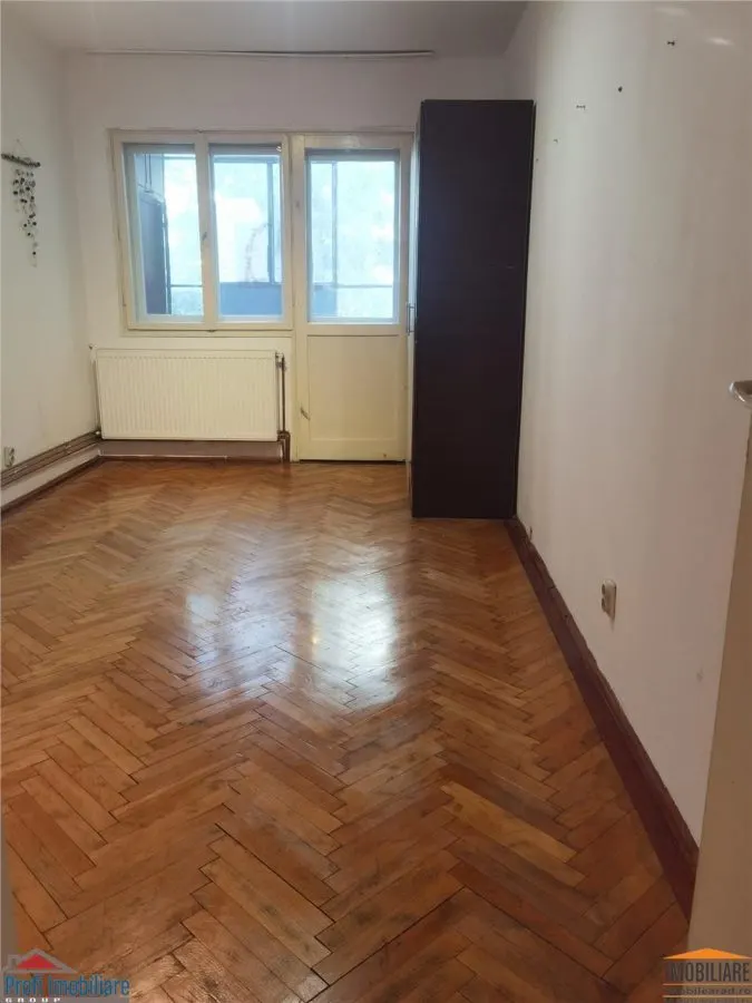 Appartement 4 Chambres à Louer, Chauffage Central Gaz, Rez-de-chaussée, Vlaicu - foto 6