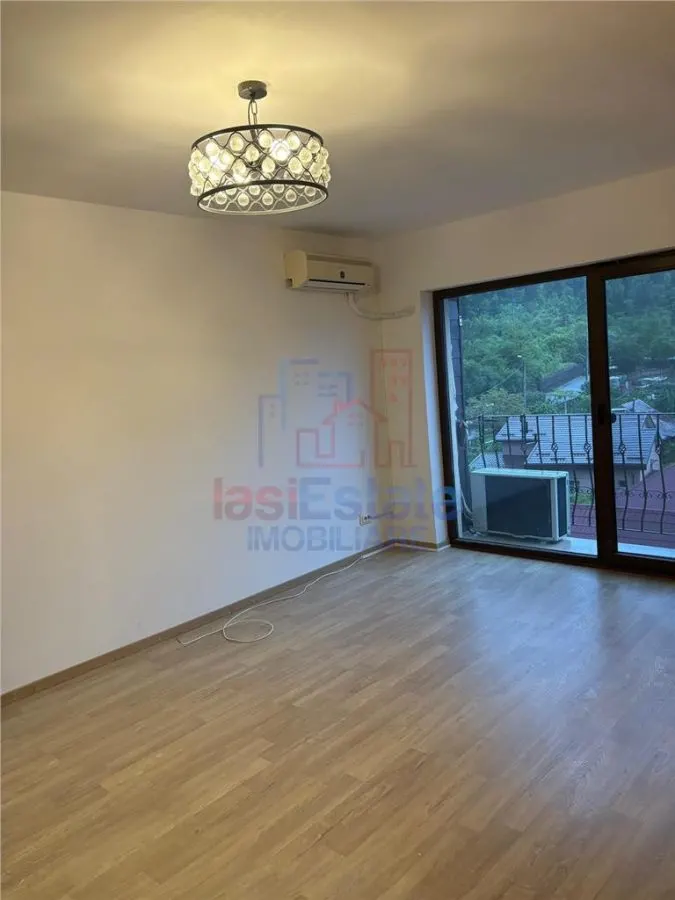 2-Bedroom Apartment with Separated Layout, Poitiers - foto 2