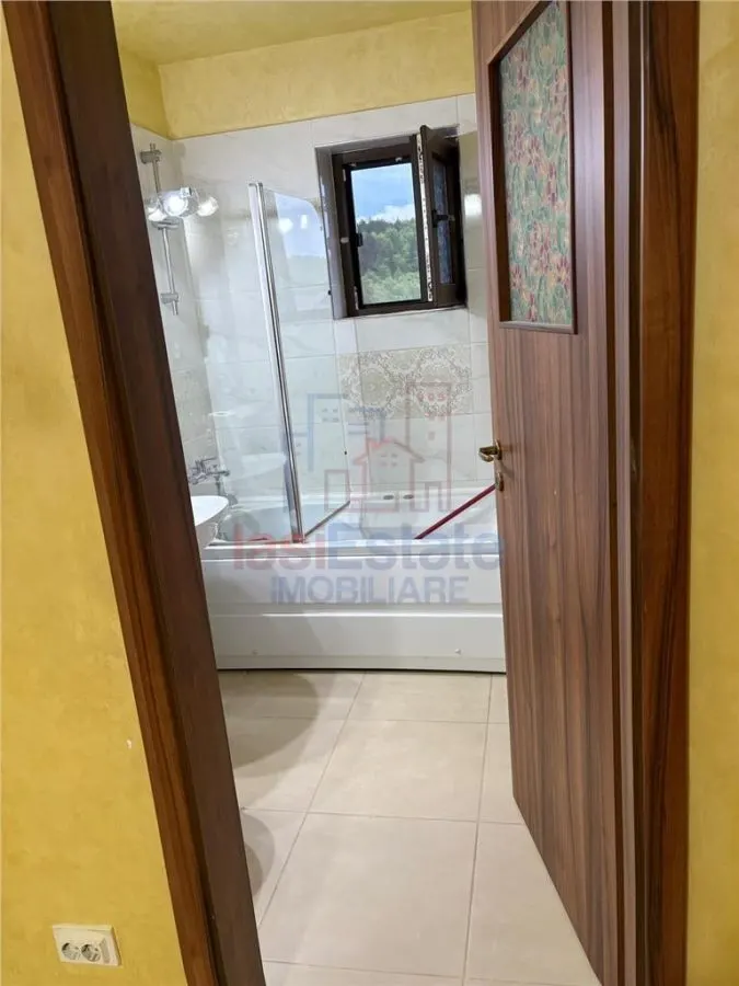 2-Bedroom Apartment with Separated Layout, Poitiers - foto 7