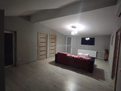 Villa Premium Sector 3 Dristor, Rămnicu Sărat - S+P+2 | Piscine & Jardin - foto 11