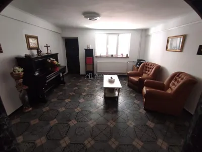 Villa Premium Sector 3 Dristor, Rămnicu Sărat - S+P+2 | Piscine & Jardin - foto 5
