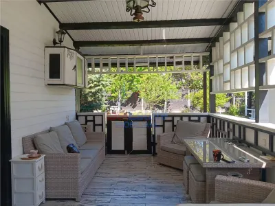 House / villa for sale 108 sqm in Valea Adanca - foto 5