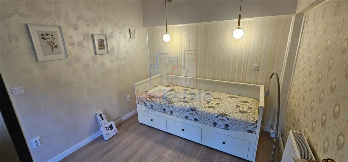 House / villa for sale 108 sqm in Valea Adanca - foto 9