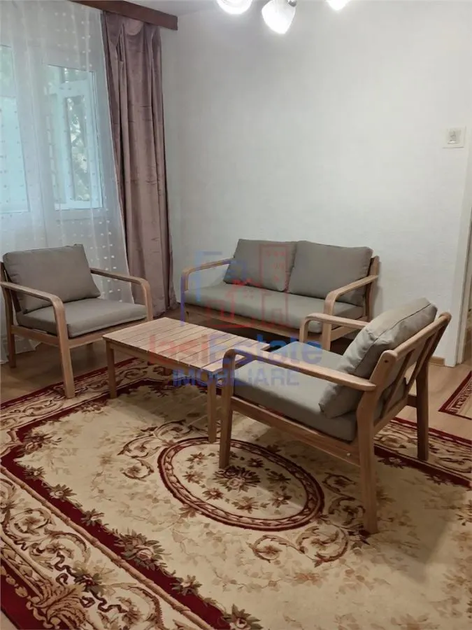 Apartment with 2 bedrooms for sale 49 sqm in Iasi, Podu Ros area - foto 1
