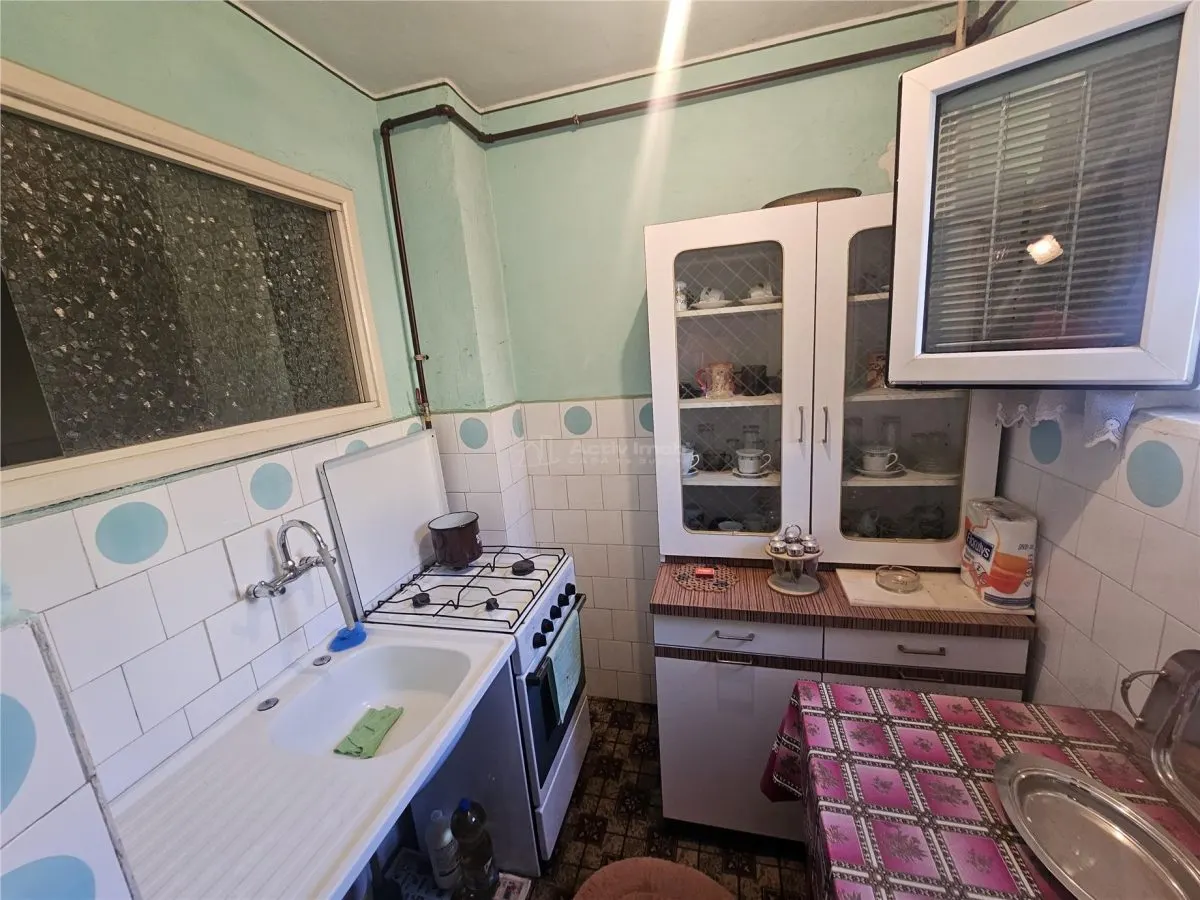 Apartment with 2 bedrooms for sale 34 sqm in Resita, Micro II area - foto 18