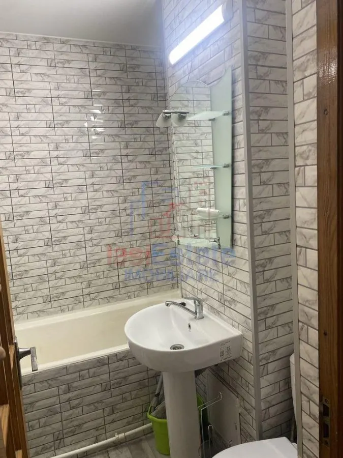 Apartament 2 camere zona Dacia - centrala proprie - mobilat si utilat - foto 5