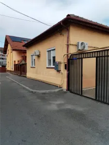Casa in Hunedoara, central - Hunedoara