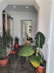 Casa in Hunedoara, central - foto 11