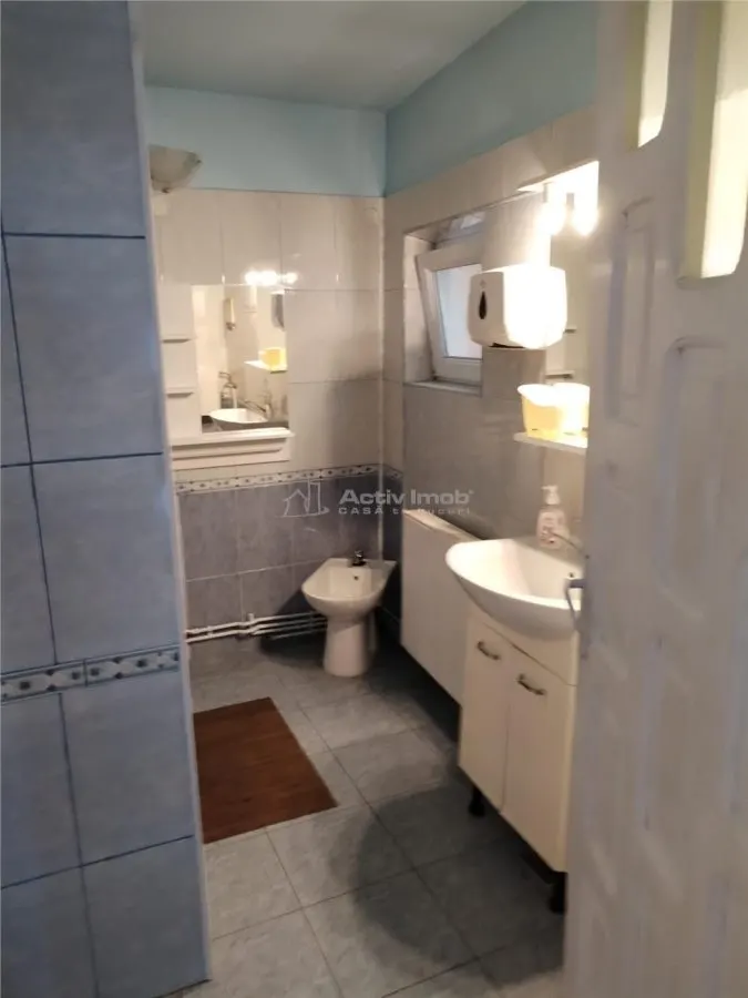 Casa in Hunedoara, central - foto 18