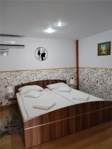 Casa in Hunedoara, central - foto 6
