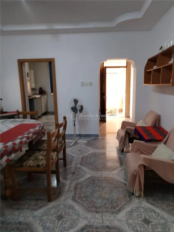 Casa in Hunedoara, central - foto 7