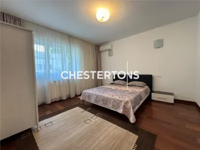 Apartament 4 camere de inchiriat | Zona Polona | Mobilat si utilat | Loc de parcare inclus - foto 9