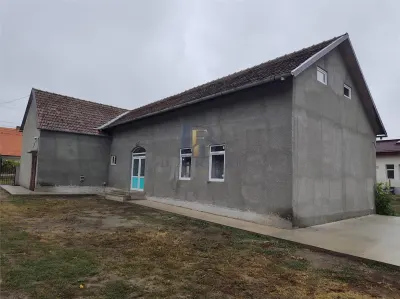 House / villa for sale 190 sqm in Pischia - Pischia