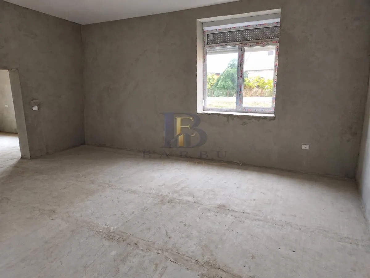 Proprietate cu potential investitional in Pischia 190 mp utili, teren 1000 mp - foto 4