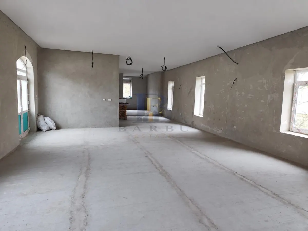 Proprietate cu potential investitional in Pischia 190 mp utili, teren 1000 mp - foto 6