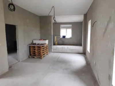 Proprietate cu potential investitional in Pischia 190 mp utili, teren 1000 mp - foto 8