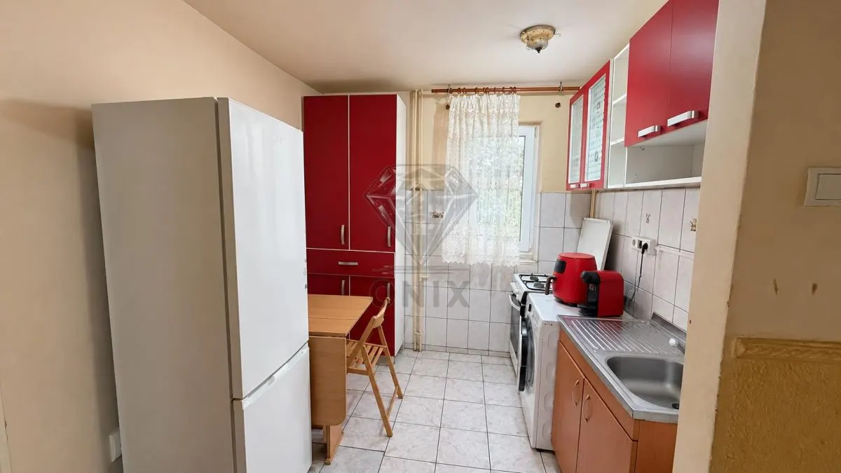 Apartament 3 camere,decomandat et 2 Ploiesti Vest - foto 1