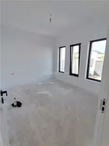 PANTELIMON, vila parter 4 camere, 2 bai, 2 terase SU =100 mp Teren 346 mp - foto 11