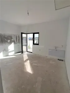 PANTELIMON, vila parter 4 camere, 2 bai, 2 terase SU =100 mp Teren 346 mp - foto 14