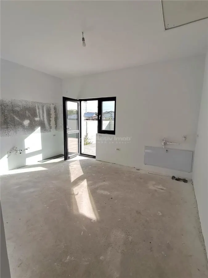 PANTELIMON, vila parter 4 camere, 2 bai, 2 terase SU =100 mp Teren 346 mp - foto 14