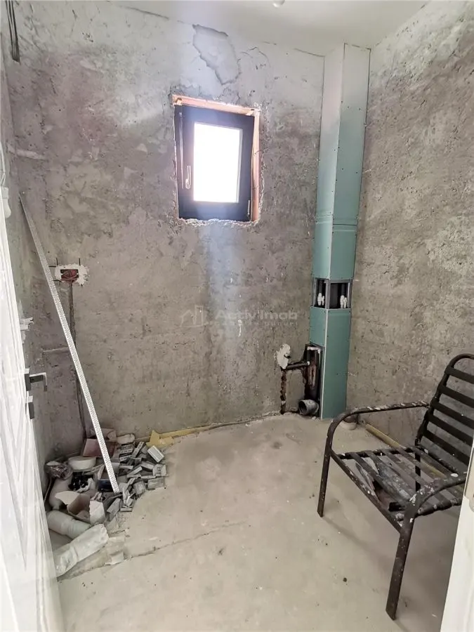 PANTELIMON, vila parter 4 camere, 2 bai, 2 terase SU =100 mp Teren 346 mp - foto 15