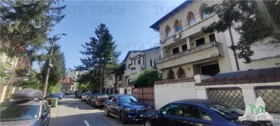 Prime Bucharest Property | Detached 310 sqm Villa | Suitable for Residential, Office or Investment - foto 2
