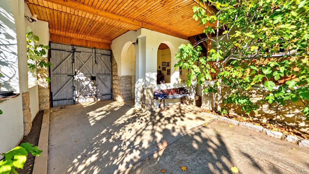 House / villa for sale 155 sqm in Ilidia - foto 7