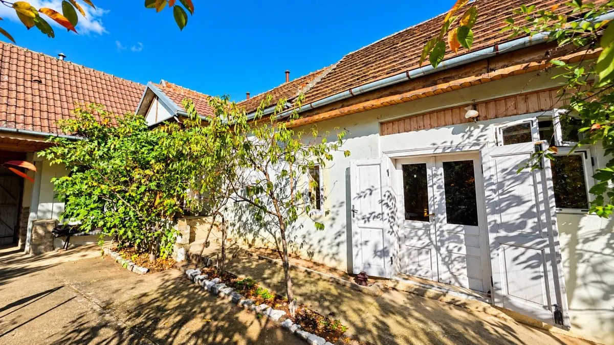 House / villa for sale 155 sqm in Ilidia - foto 8