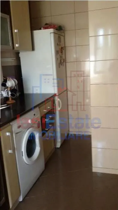 Apartment with 3 bedrooms for rent 75 sqm in Iasi, Zimbru area - foto 9
