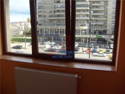 Apartment with 2 bedrooms for rent 50 sqm in Iasi, Centru Civic area - foto 5