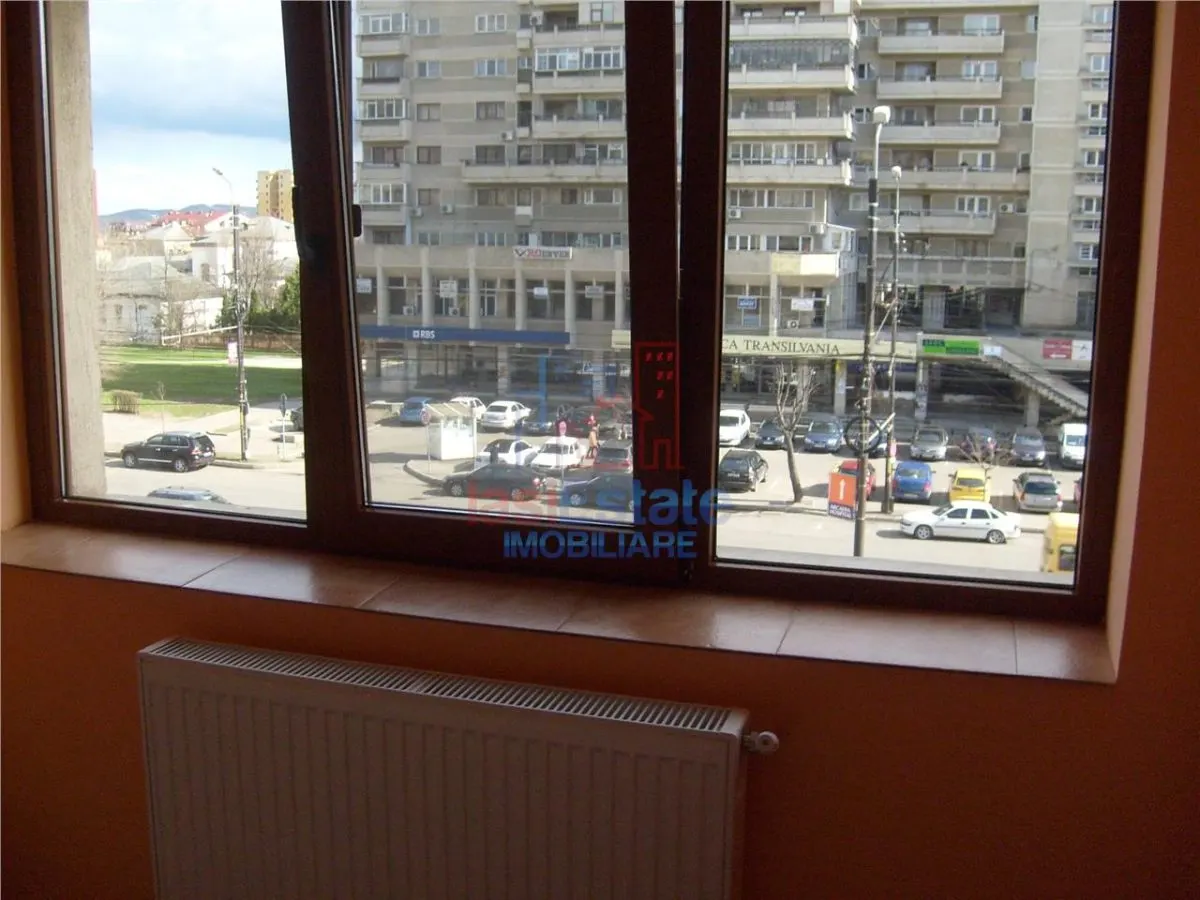 Apartment with 2 bedrooms for rent 50 sqm in Iasi, Centru Civic area - foto 5