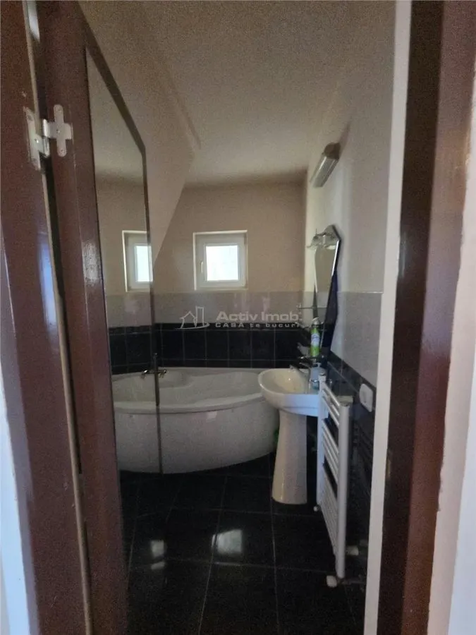 2 camere, zona centrala, ING Piata Mare, Rm. Valcea - foto 6