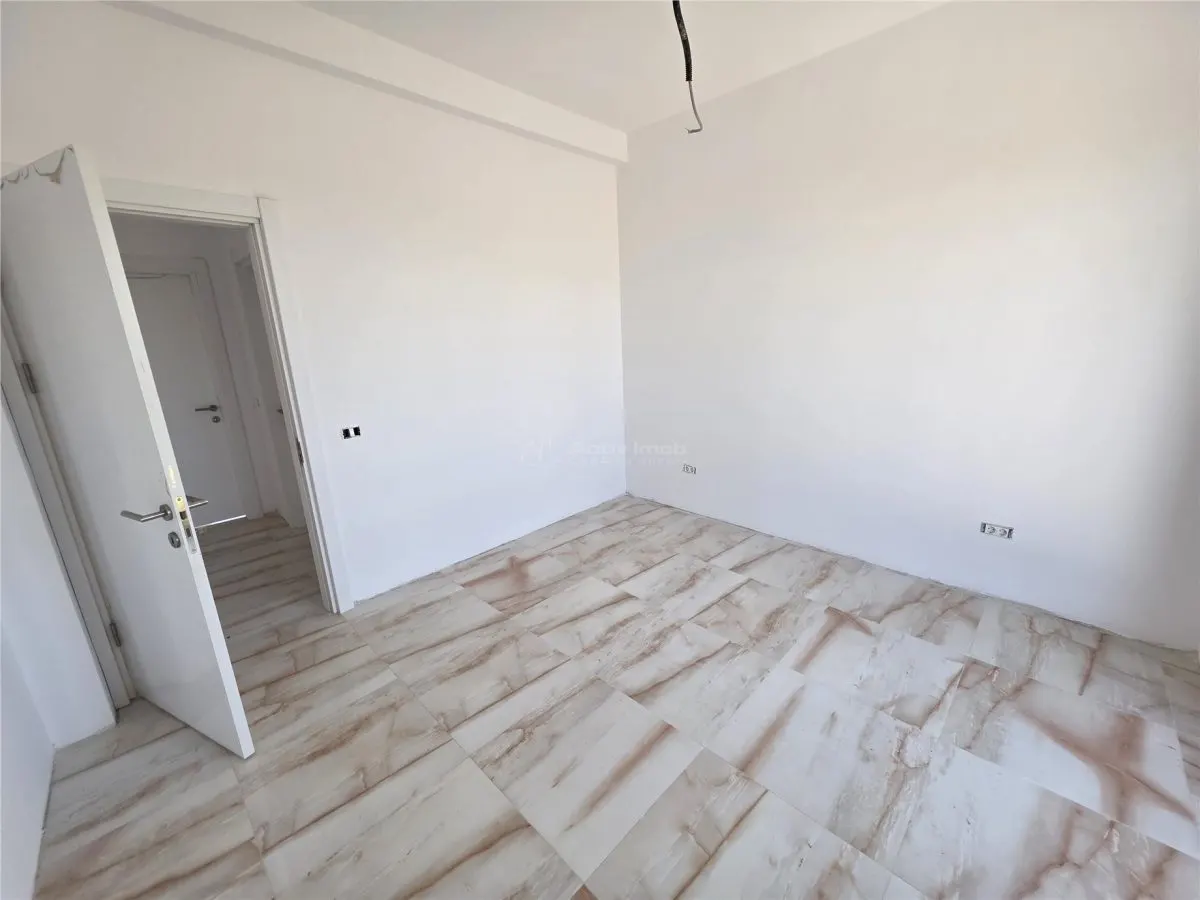 Casa individuala - Tunari - P + M - 5 camere - 2 bai - 165mp - 350mp teren - foto 6