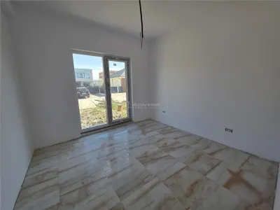 Casa individuala - Tunari - P + M - 5 camere - 2 bai - 165mp - 350mp teren - foto 8