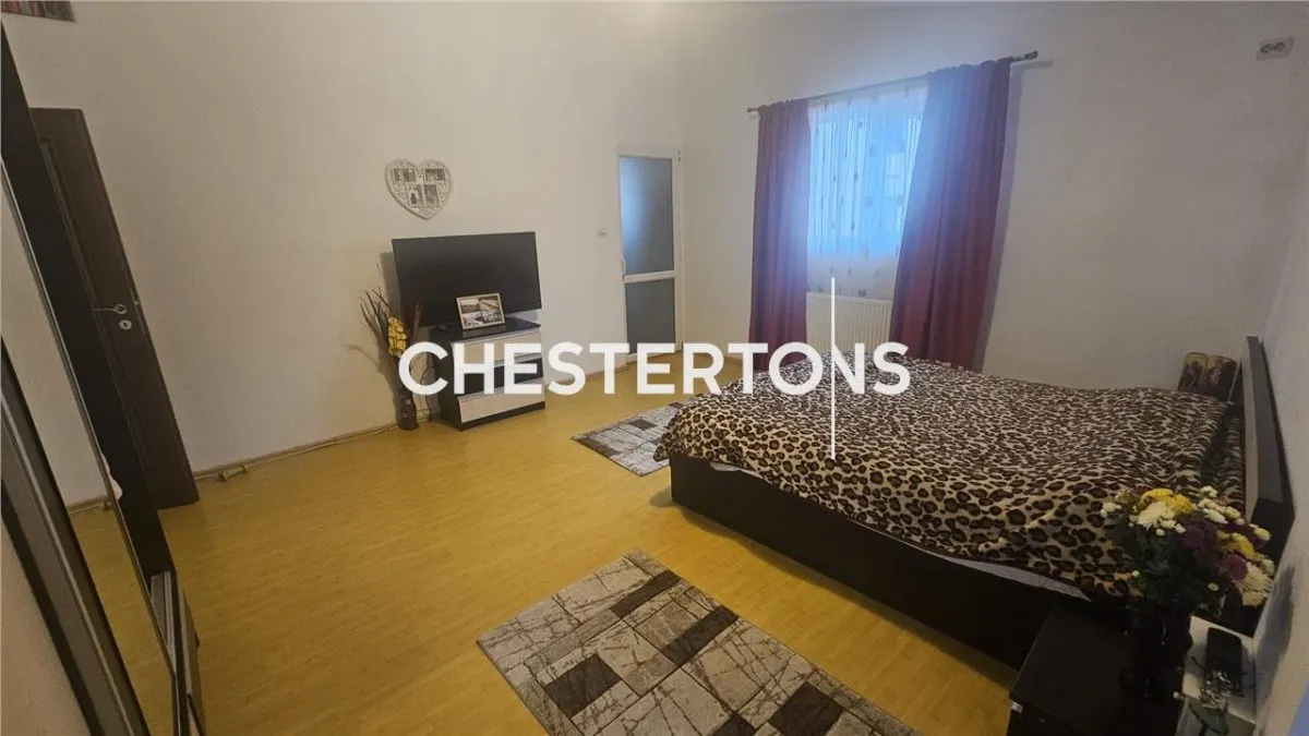 Apartament 4 camere in vila+gradina 150mp in centru Bragadiru - foto 3