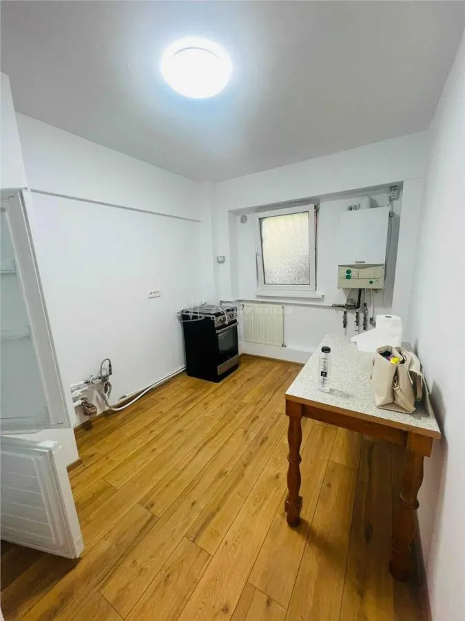 4 camere 85 mp - centrala proprie - Parc Tineretului - foto 1
